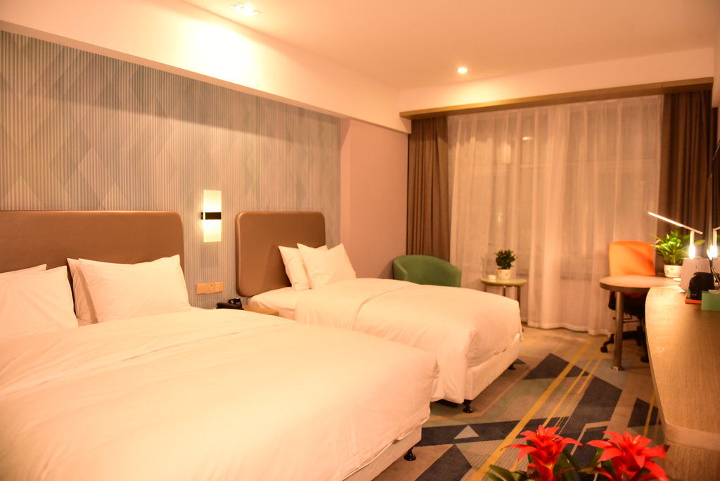 Holiday Inn Express Lhasa Potala Palace, An Ihg Hotel Exteriör bild